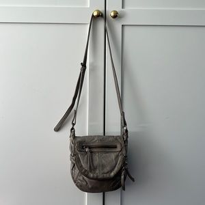 Comptoir Des Cotonniere leather purse light grey or taupe